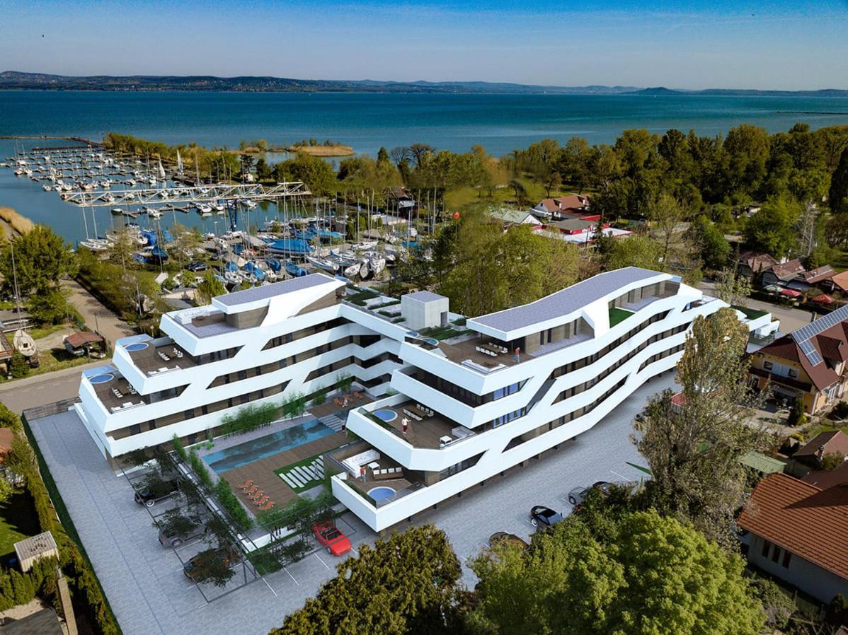 Marina Apartman Hotel Балатонсемеш Экстерьер фото