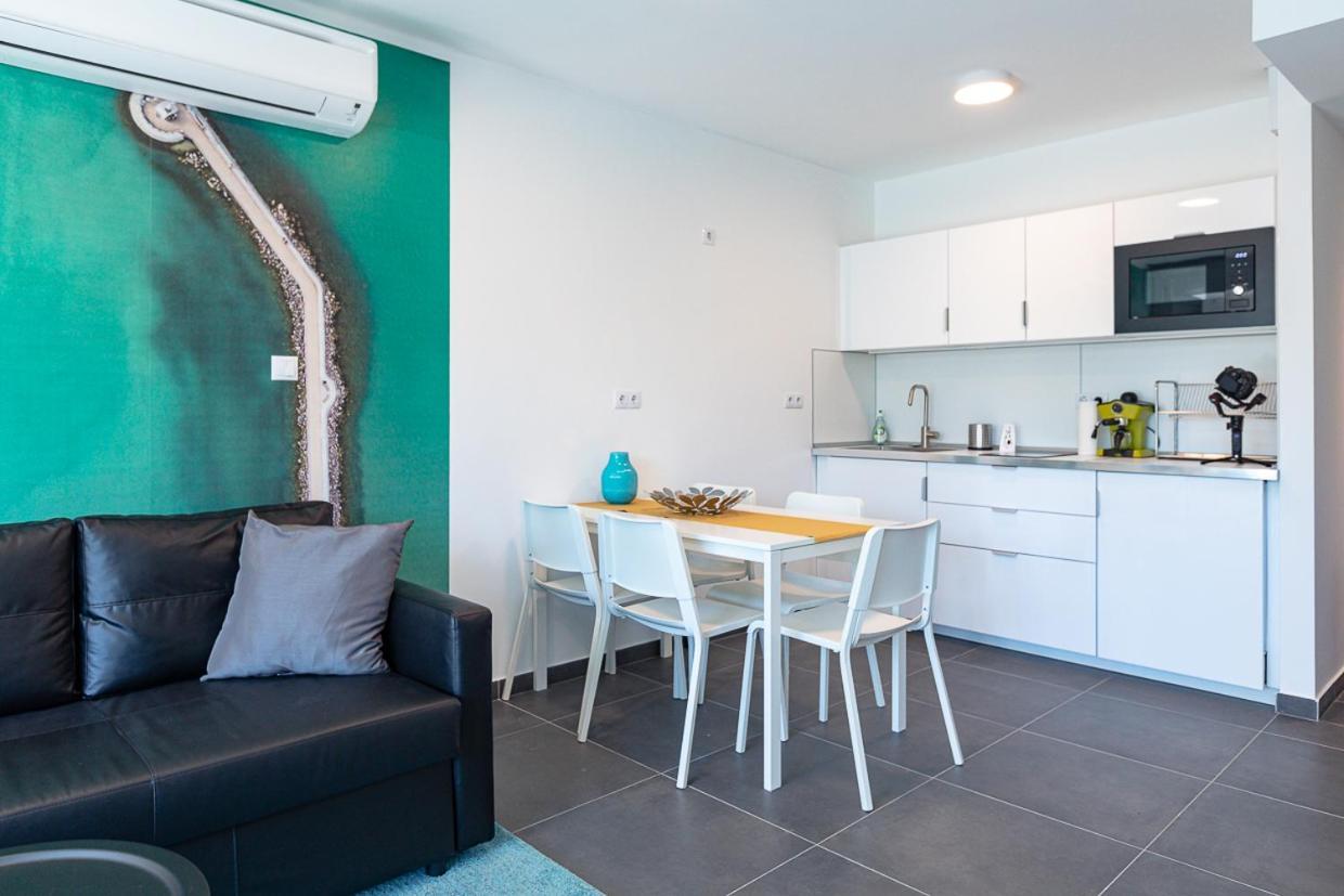 Marina Apartman Hotel Балатонсемеш Экстерьер фото