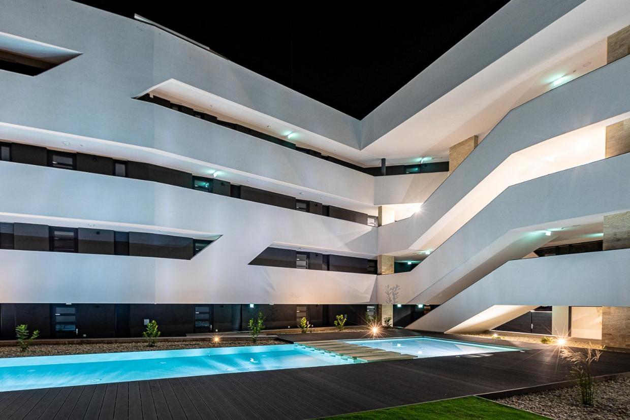 Marina Apartman Hotel Балатонсемеш Экстерьер фото
