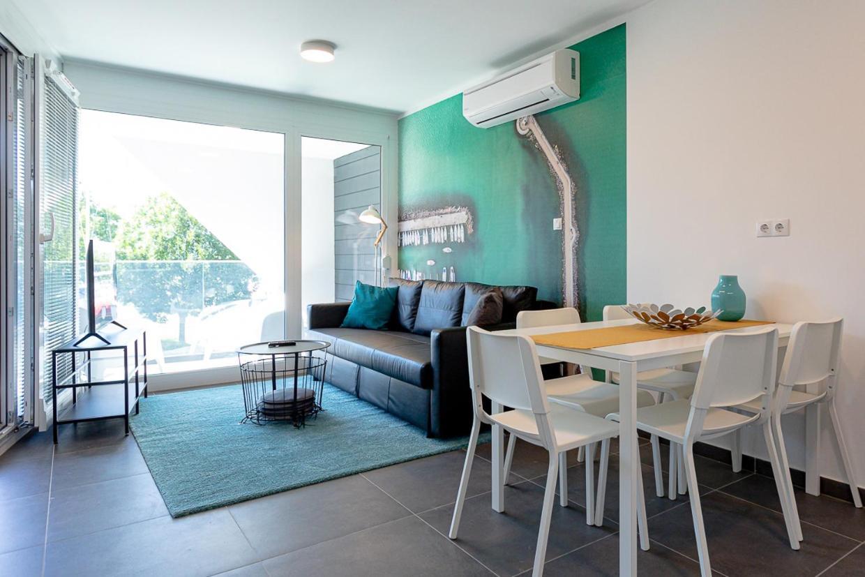 Marina Apartman Hotel Балатонсемеш Экстерьер фото